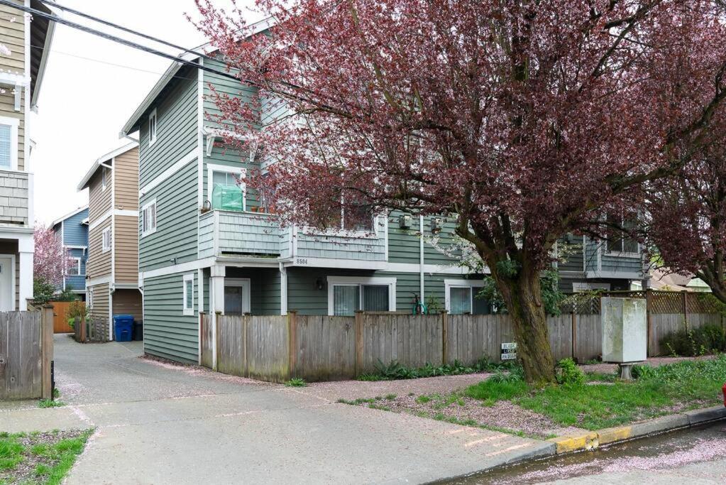Snug Suite Near Greenlake! Seattle Eksteriør billede